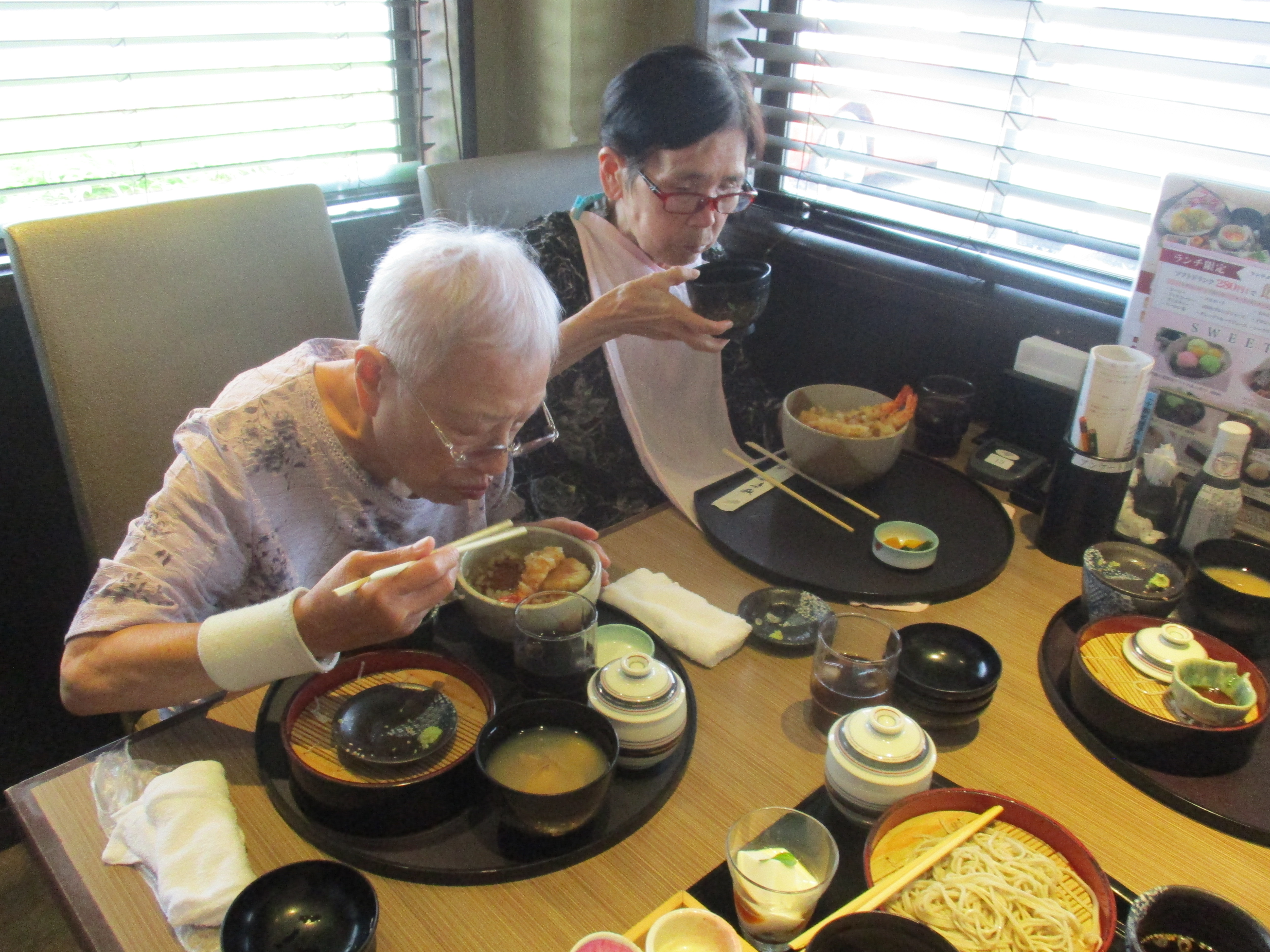 外食にお出掛けしました。